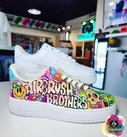 airbrush custom spray paint  Airbrush Custom Fun Graffiti Shoe Design shirts hats shoes outfit  graffiti 90s 80s design t-shirts  AirbrushBrothers shoes