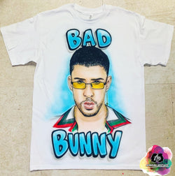 airbrush custom spray paint  Airbrush Bad Bunny Design shirts hats shoes outfit  graffiti 90s 80s design t-shirts  Airbrush Brothers Shirt